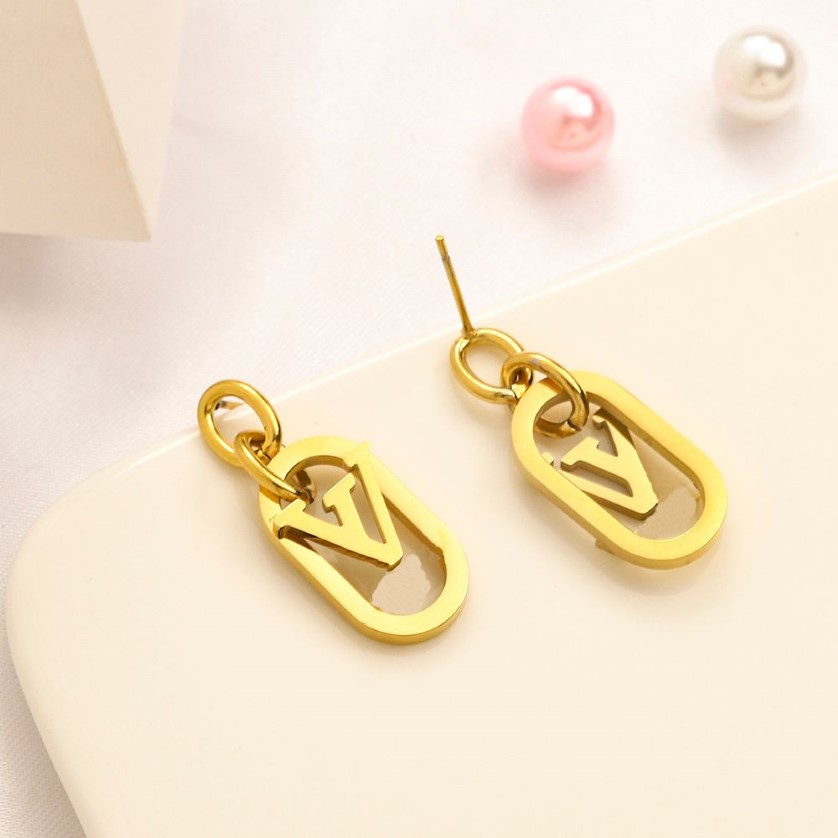 18k Gold Plated Stud Earring Luxury Brand Designers Letter Fashion Women Love rostfritt stål Diamond Earring Wedding Party Jewell264a