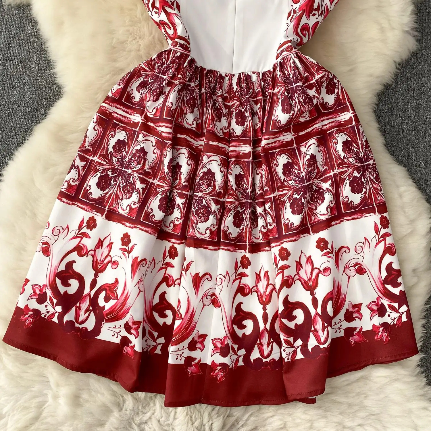 2024 Casual Dresses Summer Runway Red Blue and White Porcelain Dress Women's Spaghetti Strap Floral Print Cup vadderad Holiday Beach Mini Vestido