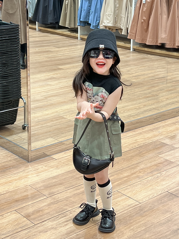 Girls cute rabbit printed sleevless T-shirts kids cartoon casual tops 2024 summer children double pocket casual skirts Z7066