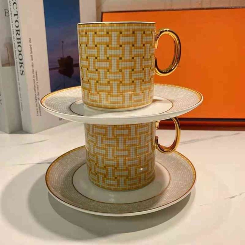 2022 New Style Luxury Mosaic Coffee Cup and Saucer Gold Handel Ceramic Cappuccino 애프터눈 티컵 커피 머그 세트 Y300F