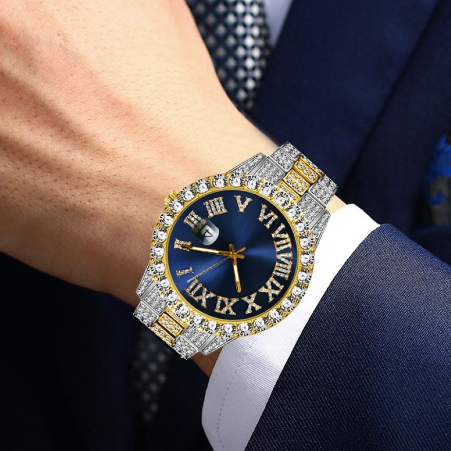 Iced Out Watch hommes marque de luxe plein diamant hommes montres AAA CZ Quartz montre pour hommes étanche Hip Hop mâle horloge cadeau pour Me221U