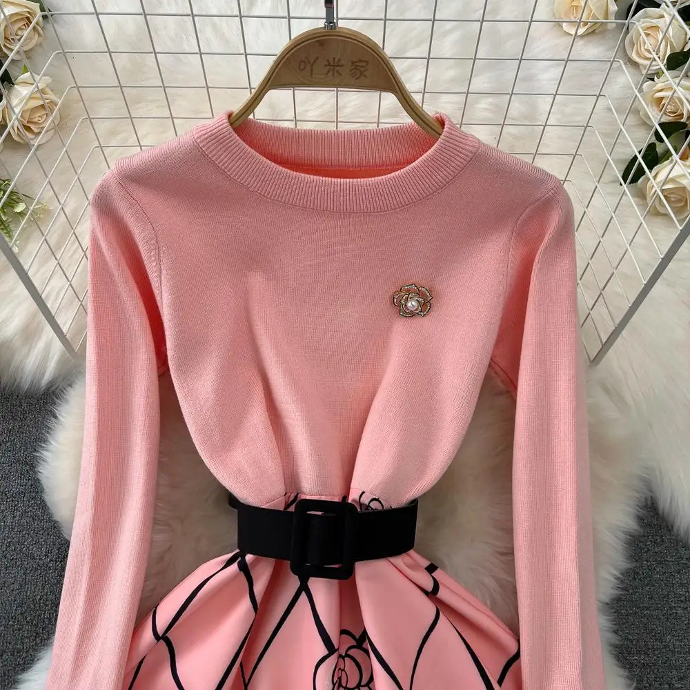 Casual Dresses Autumn Winter Elegant Women Mini Dress Lady Vintage Casual Chic Knitted Stretchy Belt Pleated Street Robe Femme Vestidos 2024