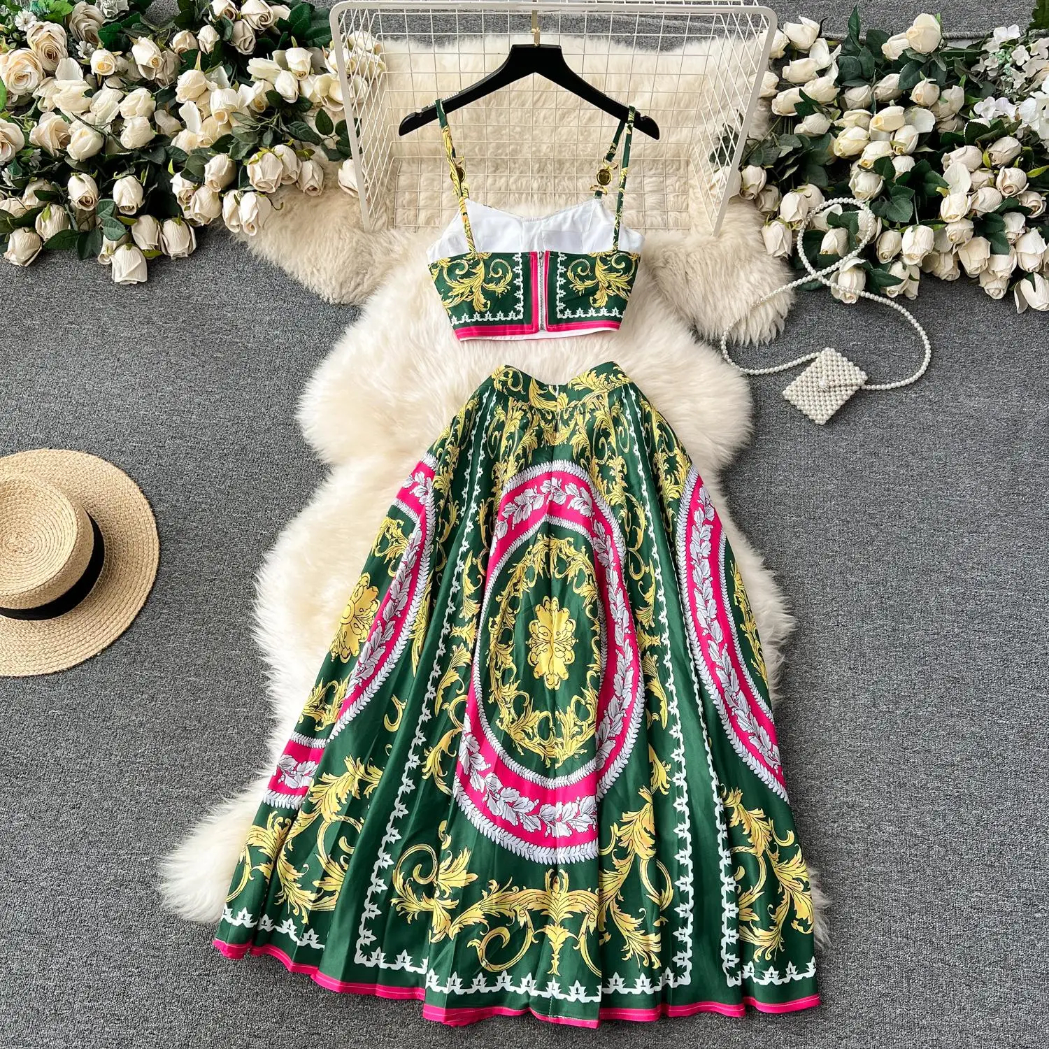 Summer Runway Two Piece Dress Summer Runway Holiday Outfits Women's Short Spaghetti Strap Metal buckle Crop Tops Long Maxi Skirt Vacation Set 2024