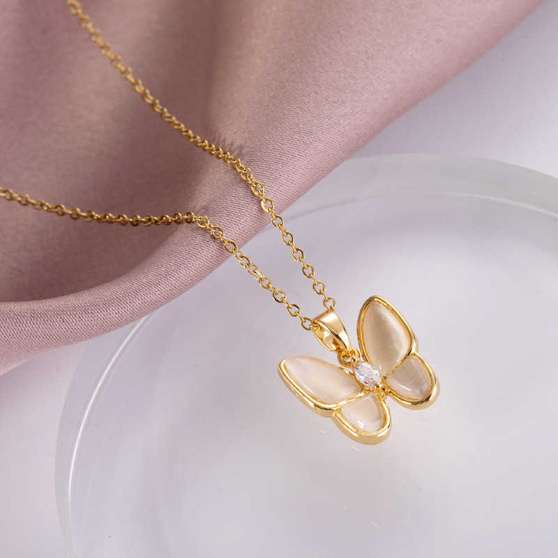 Collier pendentif de créateur Sweet Love Vanca Jade Accessoires de mode Collier papillon blanc Fille épicée Simple Collier polyvalent Chaîne Fée Ol6r