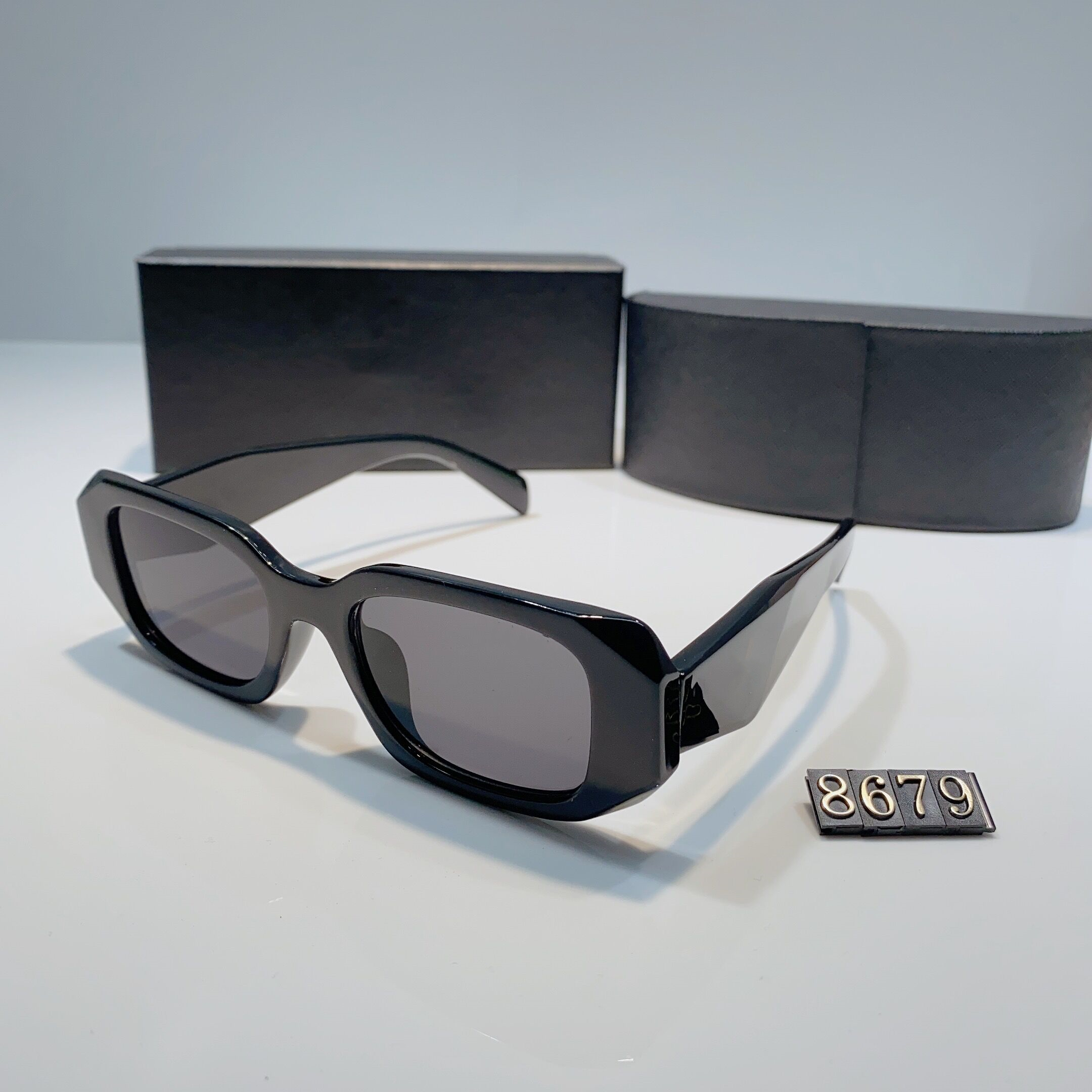Designer-Sonnenbrillen für Damen, Herren-Sonnenbrillen, Outdoor-Mode, Retro-Explosion, kleine Rahmenbrillen für Lunettes de Soleil