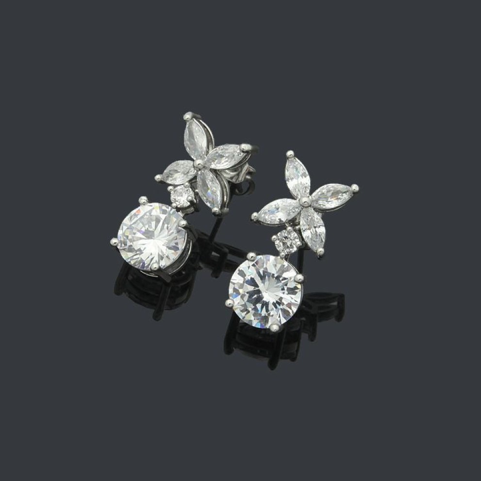 2023 Luxe diamanten stud merklogo graveren sieraden dame studs trendy designer oorbellen roestvrij staal zilver elagant vrouwen sma198h