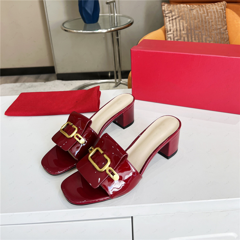 2024 Newest HIGH Quality Slippers Sandals chunky heel women brand Designer Genuine Leather Fashion metal buckle Sandals party shoes dress shoes big size