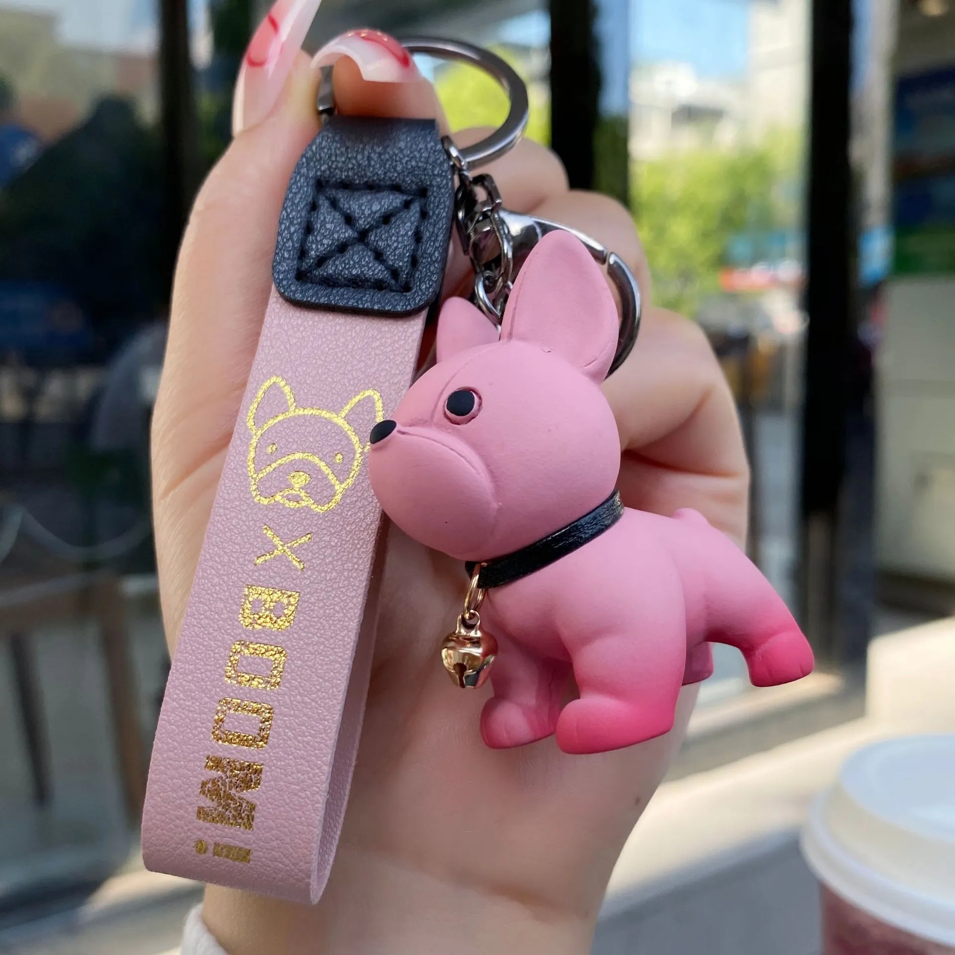 2024 New resin gradient method pitbull keychain creative bell dog key chain car bag pendant gifts wholesale