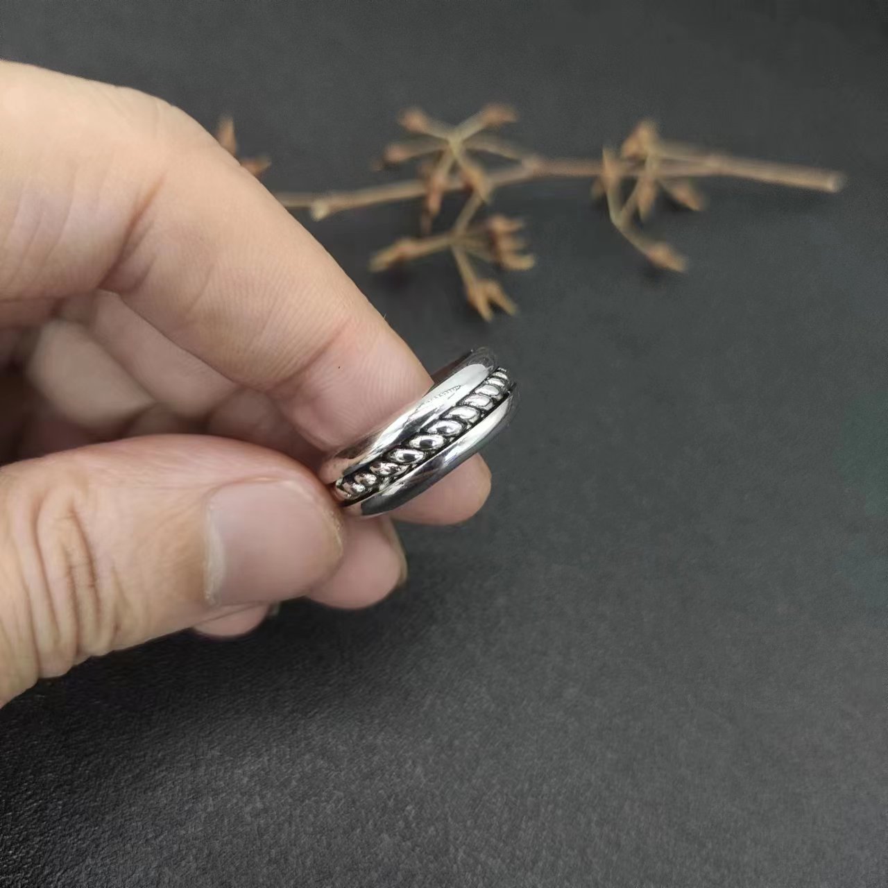 Pierścienie pokręcone kobiety Pletające projektantki Mężczyźni biżuteria mody na Cross Classic Copper Ring Wire Vintage X Anchagresent Anniversary Gift