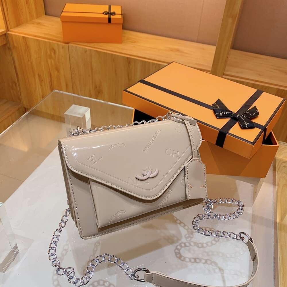 Bolsa de mão européia e americana Bolsa de mão Baobao New Trend Trend corean Chain Chain Single Ombro Crossbody Student Bag