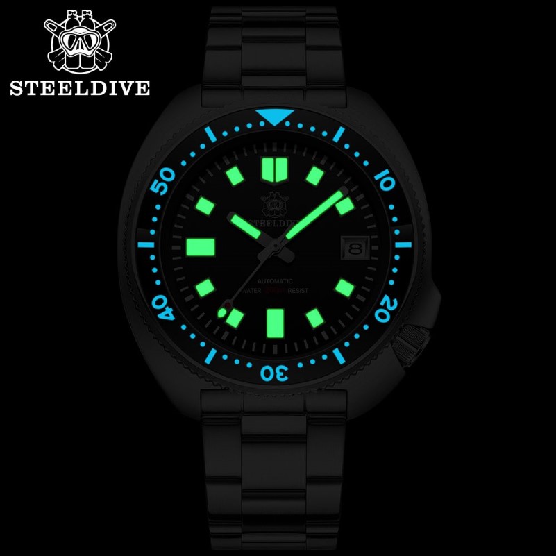 Wristwatches Steeldive SD1970 خلفية تاريخ أبيض 200m Wateproof NH35 6105 Turtle Automatic Diver Diver Watch 230113254V