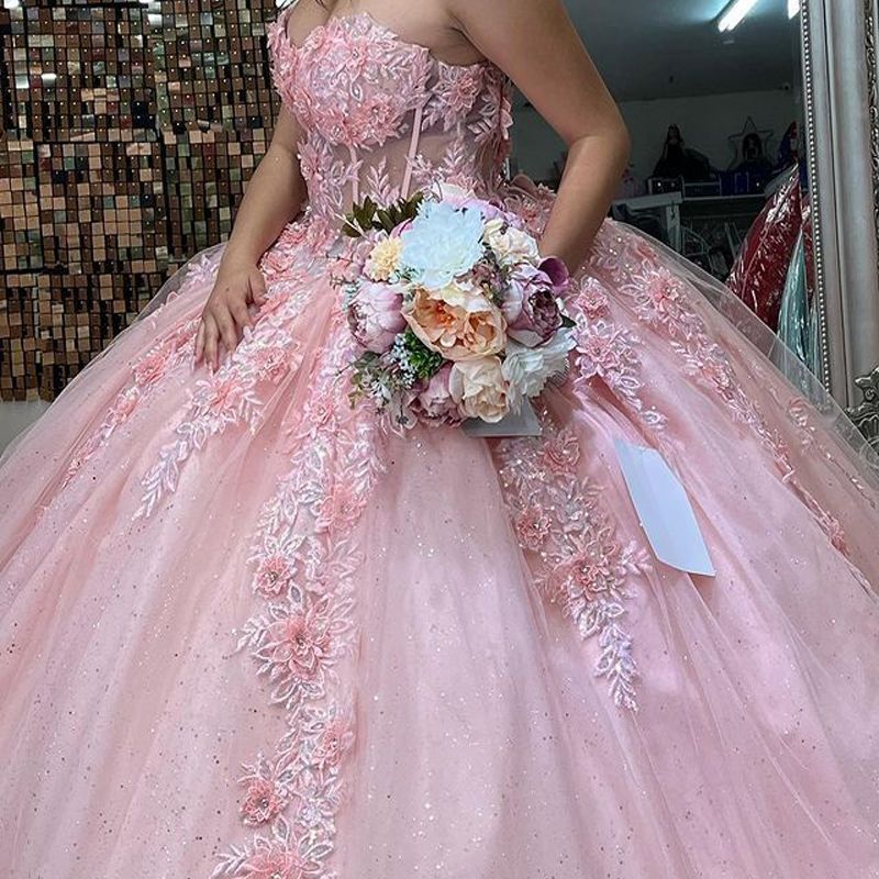 2024 Rosa Quinceanera-Kleider, herzförmig, ärmellos, Spitze, Applikationen, Kristallperlen, Tüll, handgefertigte Blumen, Ballkleid, Gastkleid, Abendkleider, Korsett-Rücken