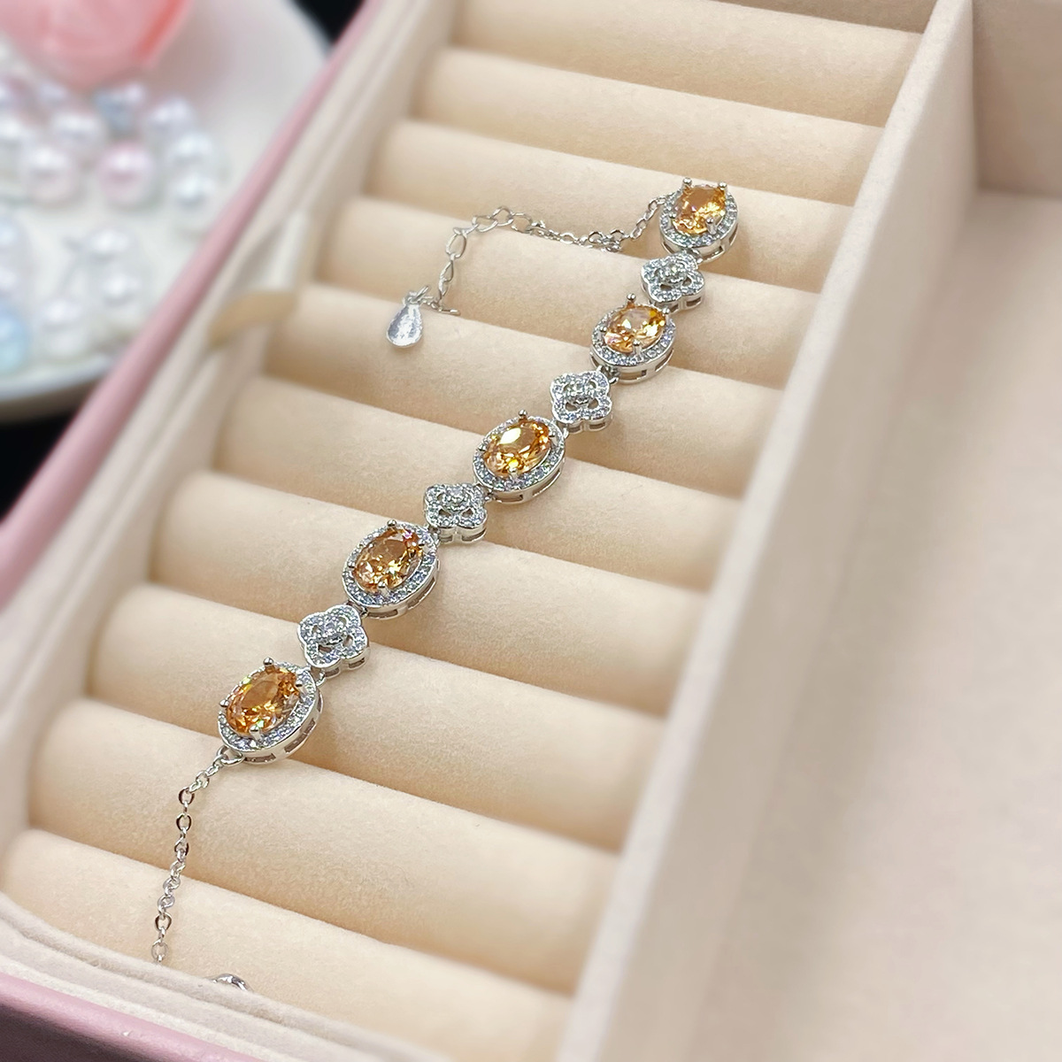 2024 Ins Top Sell Bracelet Brughling Jewelry Luxury Jewelry 925 Sterling Silver Oval Cut Champagne Diamond CZ Gemstones Party Elegant Women Bangle Gift