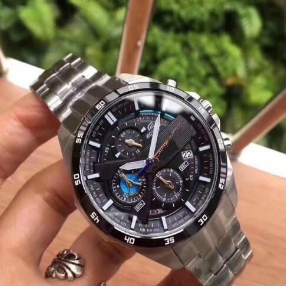 classic fashion Designer Stainless Steel Quartz Wristwatch EFR556 movement watches With Box219N