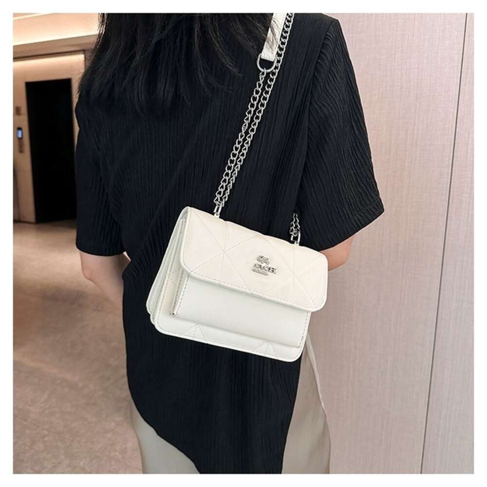 Cheap Wholesale 50% Off New Designer Handbags Bag Trendy Little Square Summer of Fashionable and Simple Shoulder Casual