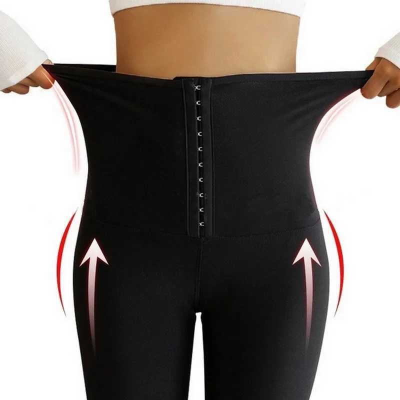 Yoga Outfit Machine pour la modélisation façonnant la sueur chaude effet sauna short minceur Fitness court leggings de gymnastique modèle de formation pantalon de fitness 240311