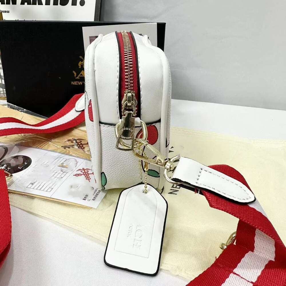 Cheap Wholesale Designer Handbags New Underarm Chain Small Square Bag Family Diagonal Cross Shoulder Cherry Pattern Flip