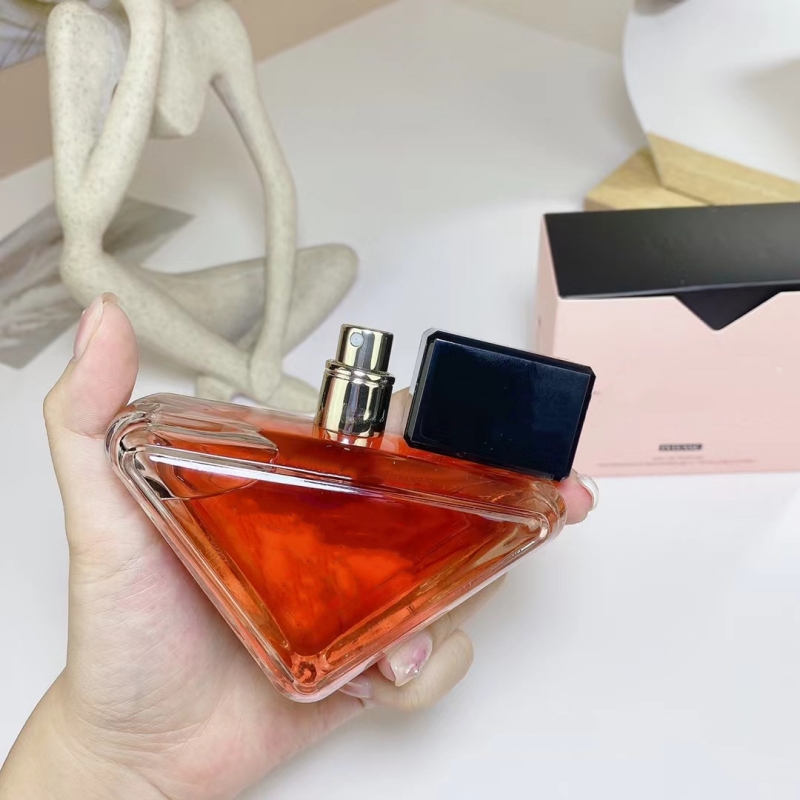 Luxuries Designer Perfume Bottle Glass Solid Solid90ml女性男性eu de parfum長い時間を残すフレグランスボディスプレー卸売速い船