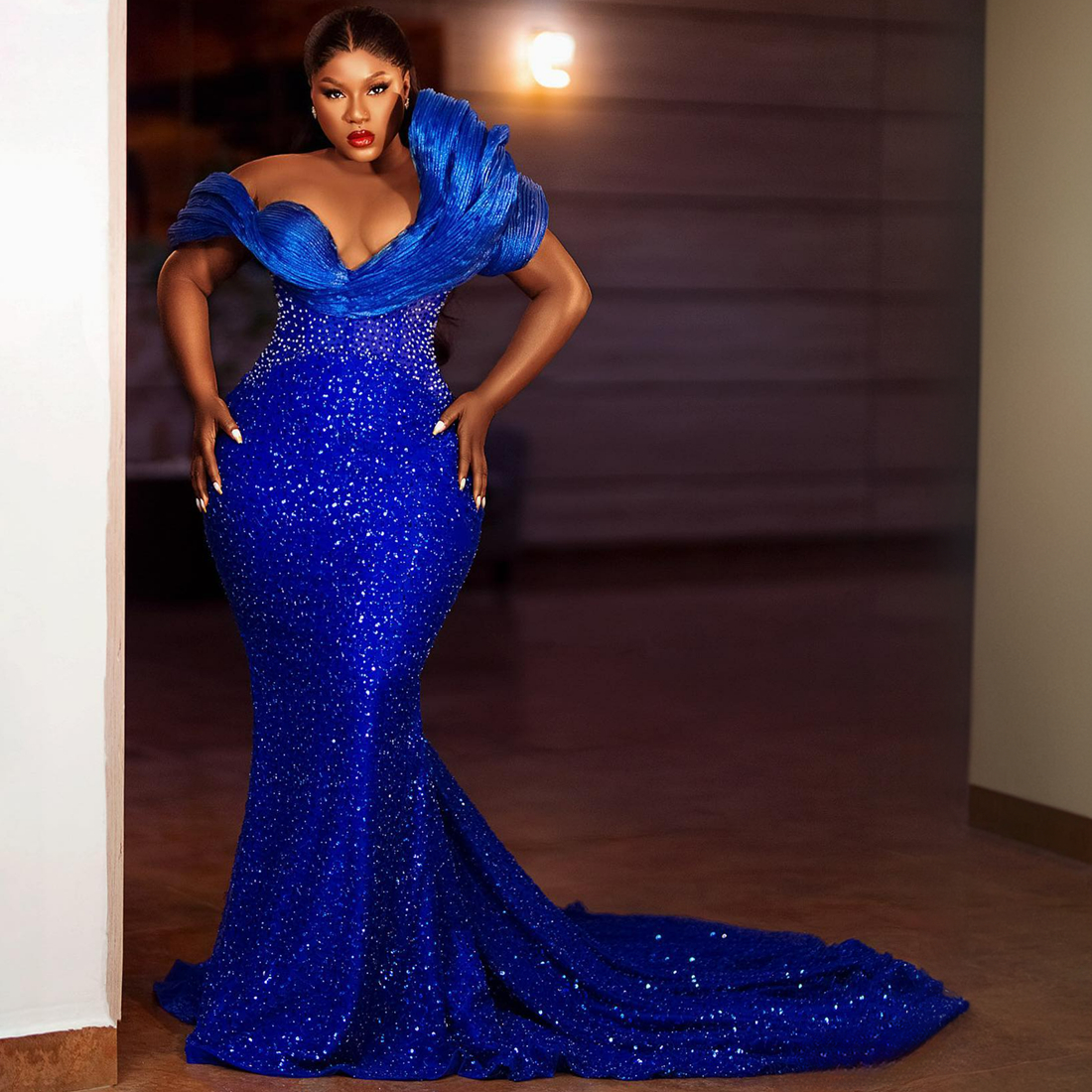 2024 African Plus Size Aso Ebi Prom Dresses Royal Blue Mermaid Evening Dresses Sheer Neck Sequined Lace Beaded Formal Dress for Black Women Birthday Party AM508