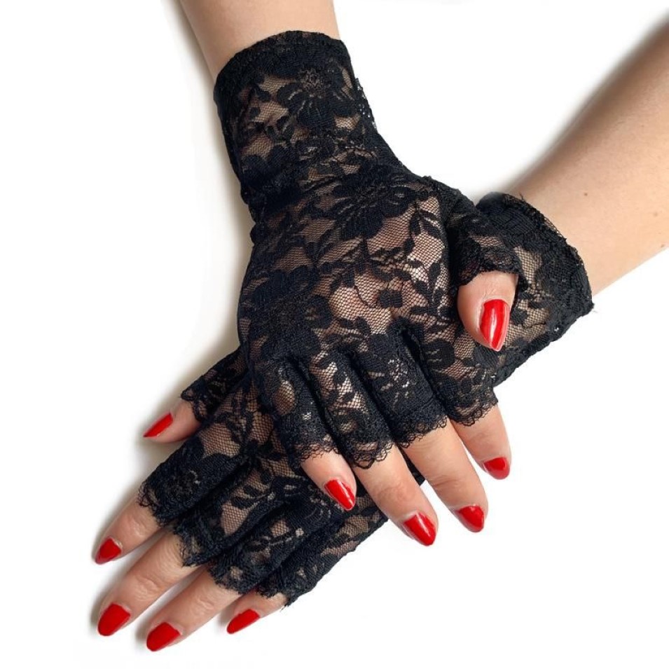 Cinco dedos Guantes Mujeres Verano Sexy Black Hollow Lace Protector solar Transpirable Fino Medio Dedo Decoración de fiesta Etiqueta Pole Dance229s