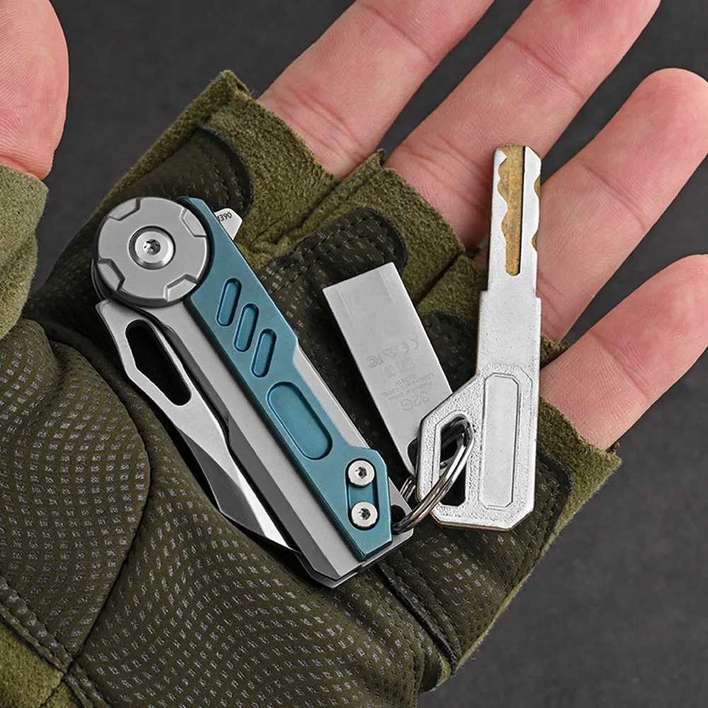 Camping Jagdmesser Mini Edelstahl Klappmesser Schlüsselanhänger für Selbstverteidigung Outdoor Survival Camping Tragbares Gadget Taschenmesser 240315