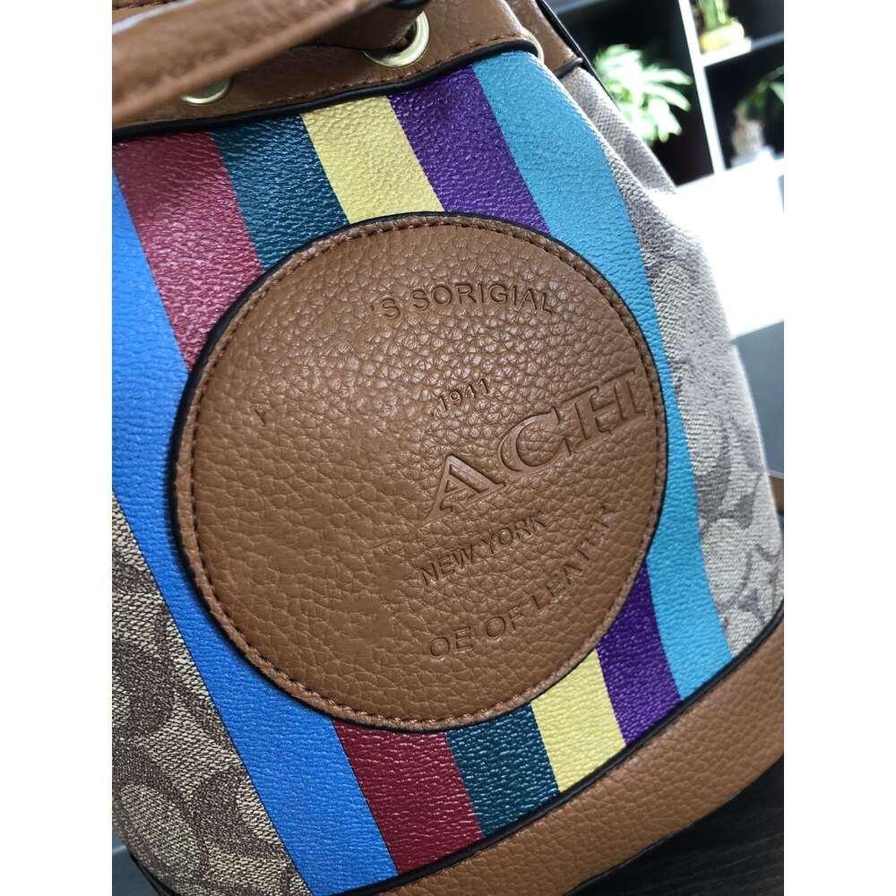 Sacs à main de créateurs bon marché en gros seau cordon de serrage Mini sac pour femme Dempsey une épaule bandoulière Macaron arc-en-ciel