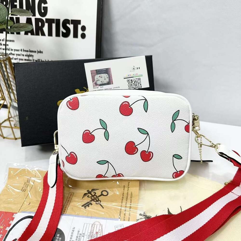 Cheap Wholesale Designer Handbags New Underarm Chain Small Square Bag Family Diagonal Cross Shoulder Cherry Pattern Flip