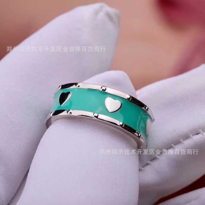 Designer tiffay and co Dropping Glue Heart shaped Closed Ring Green Enamel Love Couple Silver