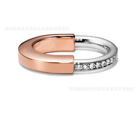 Designer tiffay and co s925 argent V or matériau navettage conception personnalisée sens bague en diamant en forme de U