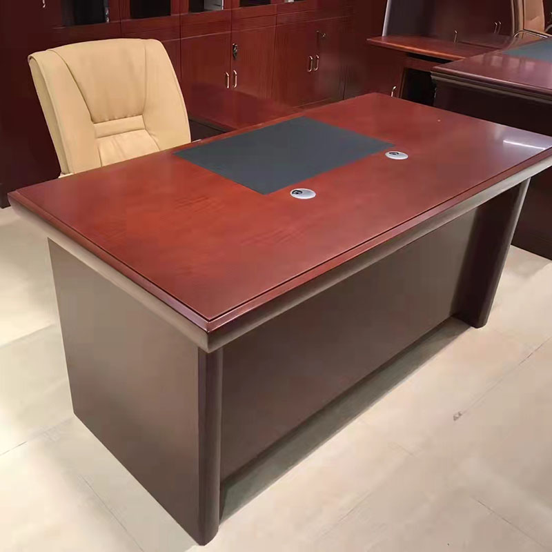 The manufacturer provides fashionable panel desks with complete specifications and can be customized according to needs