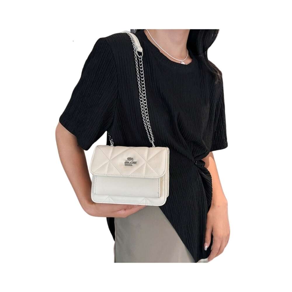 Goedkope groothandel 50% korting op nieuwe designer handtassen Tas Trendy klein vierkant zomer van modieus en eenvoudig schouder-casual