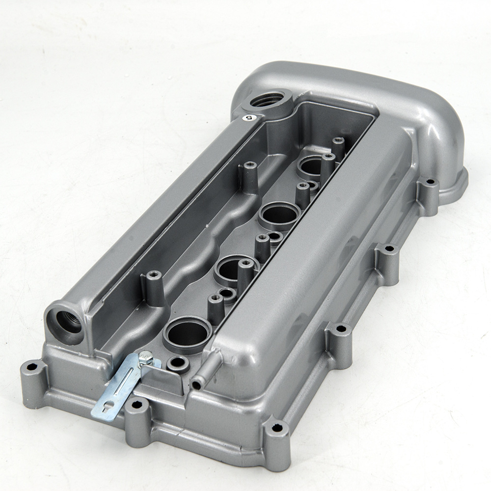 22410-2B002 22410-2B100 Câmara de válvula de tampa de válvula de cabeça de cilindro de motor de liga de alumínio para HYUNDAI K2 10-11 Kia Soul 1.6L