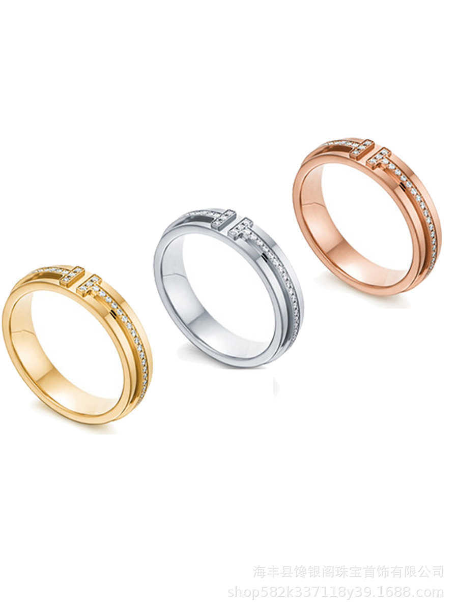 Designer Tiffay och Co Tiff Classic 925 Silver V Gold Material Hundrat Towers Double T Ring Set med sten T-ring