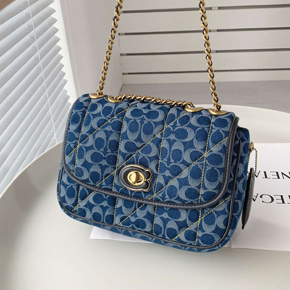 Storefront Olay New Chain Small Square Bag 2024 Chambray quiltningskudde Madison One Shoulder Soft European