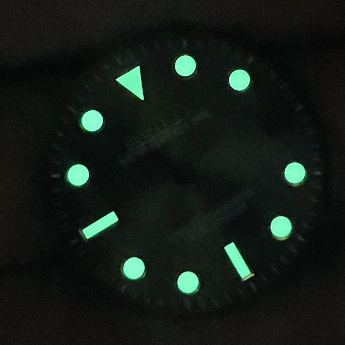 NEH35 NECHT DIAL GREEN GREEN Luminous Diving Watch Modified NH34 DIAMETER 28.5MM