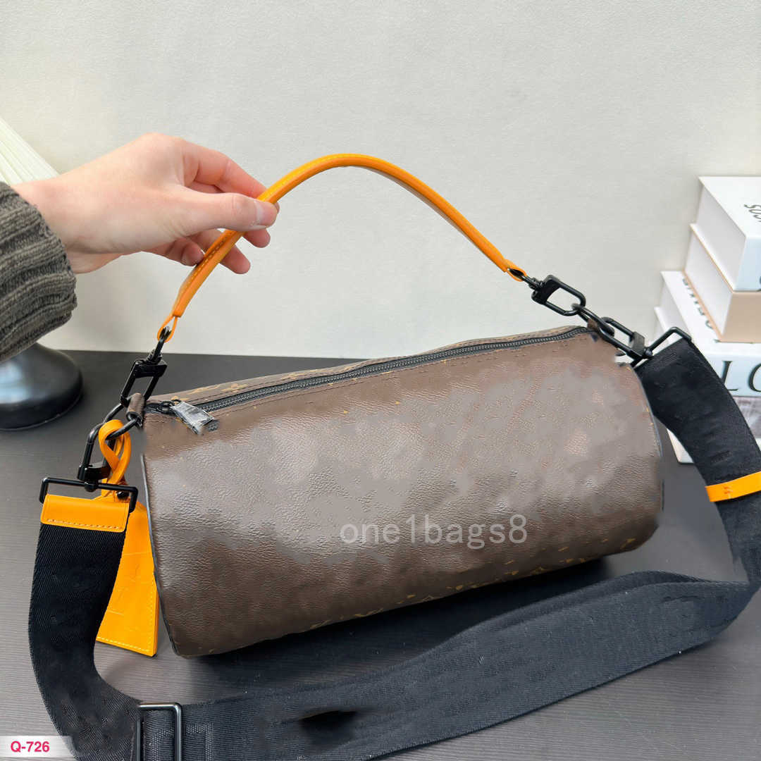 10A Mesma Bolsa de Moda de Luxo Masculino e Mulher com toda a Fashion Spring/Summer New Soft Designer Style Cylinder Single Ombro Crossbody Bag