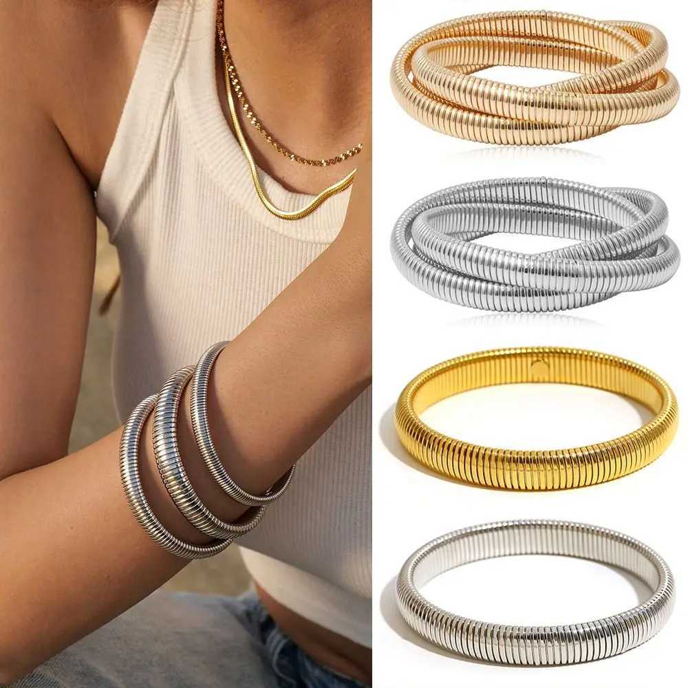 Bracciale rigido in acciaio inossidabile Bracciale elastico durevole Design semplice Hip Hop Bracciale vintage Bracciale a spirale stile punk impermeabile Donne RagazzeL2403