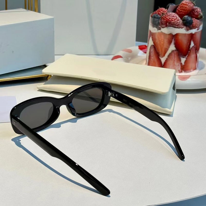 패션 디자이너 Sun Shades 2023 여성용 고품질 운전 휴가 안경을위한 빈티지 고양이 눈 선글라스