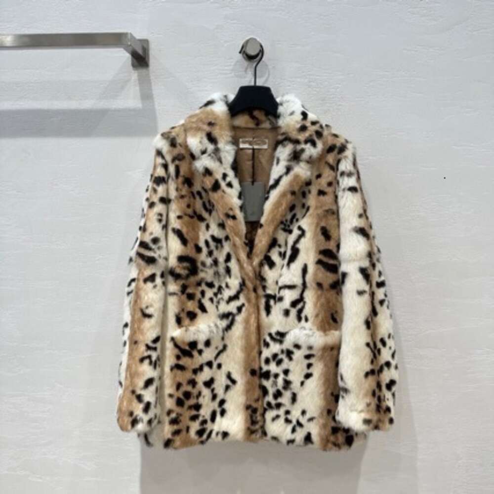 Haining New Bajia 2023 Inverno Little Rex Rabbit Leopard Pattern Suit Cappotto in pelle e pelliccia integrato le donne 1539