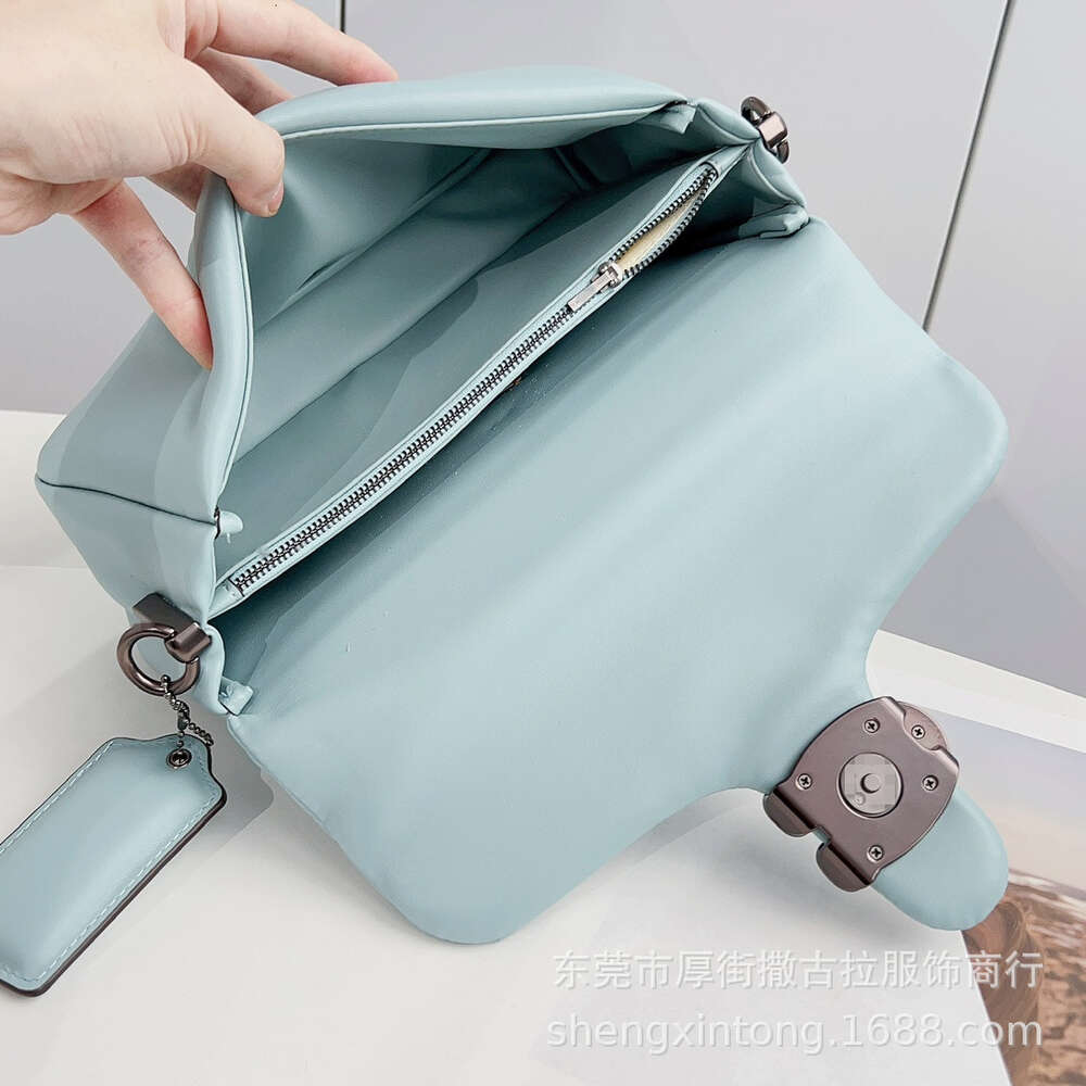 Fábrica de atacado Bacchus Chain Cloud Bag Couro Genuíno Crossbody Bolsa Ombro Axilas Mulheres