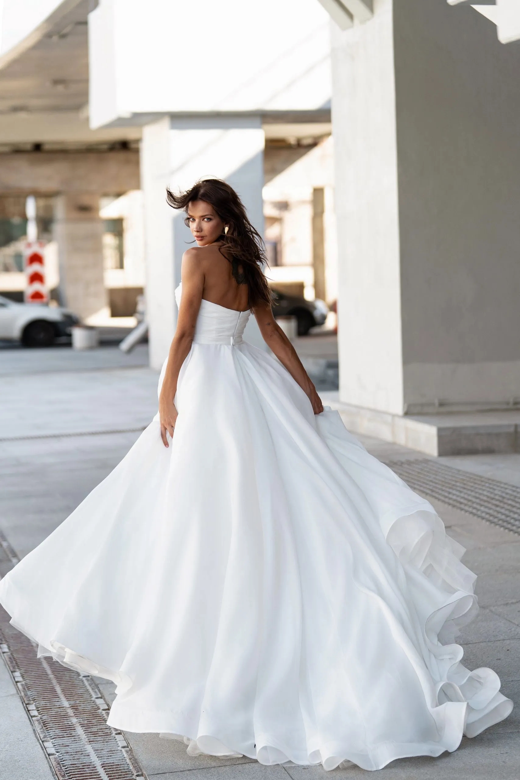花嫁のためのセクシーなラインウェディングドレス