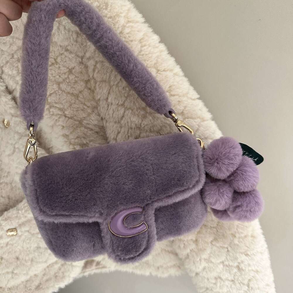 Sac à bandoulière en peluche Raisin Bobo pour femmes, vente en gros d'usine, nouvelle collection automne et hiver 2024