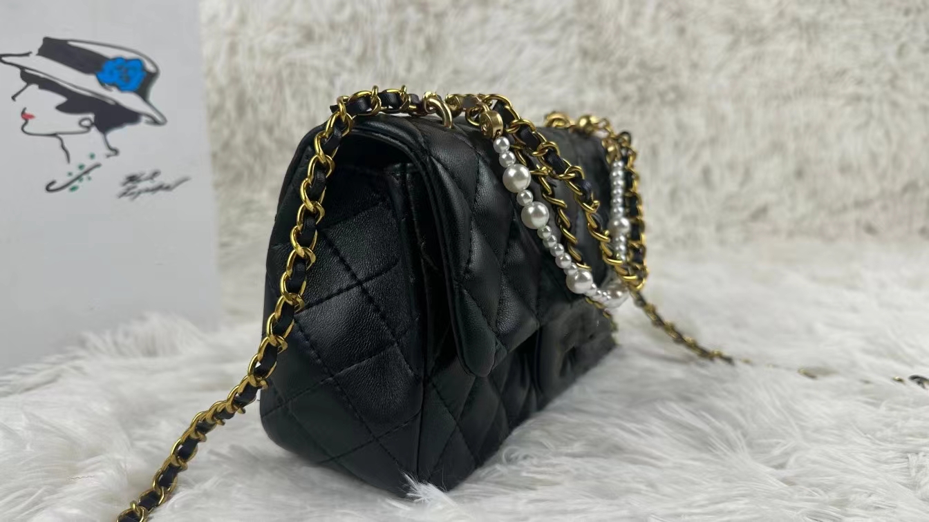 Pearl small square bag small fragrant wind diamond grid leather fashionable chain handheld single shoulder diagonal cross women's bag