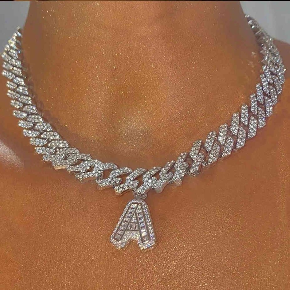 Bling Hip Hop 26 Baguette Letter Naszyjnik ze stali nierdzewnej dla kobiet grube Miami Cuban Link Sain Mężczyźni lodowani naszyjnik Choker 21032801