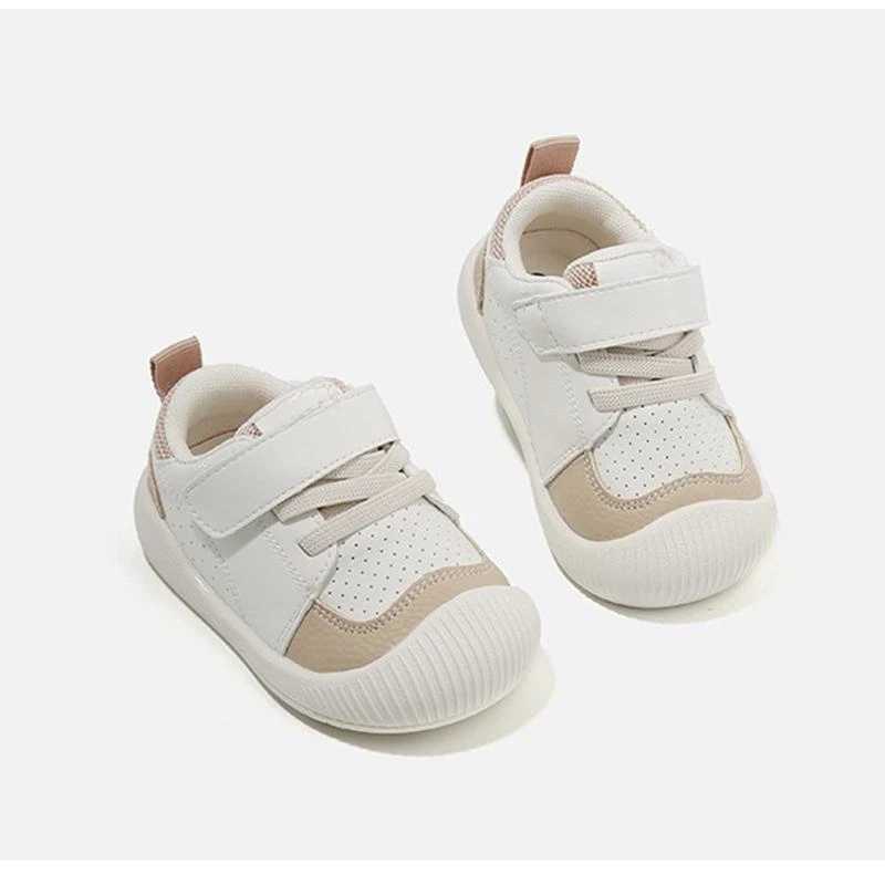 Pierwsze spacerowicze Claladoudou Baby Pierwsze wiosenne spacerowicze dla chłopców modne łatki codzienne buty dla małych dziewcząt miękka podeszwa 2024 Kids Shoe Sneakers 240315