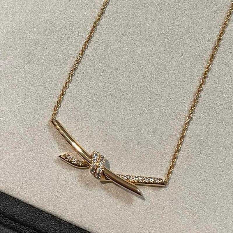 Designer HANDI High Quality Jewelry tiffay and co Knot Series Diamond Rose Gold Necklace Flat Replacement Straight