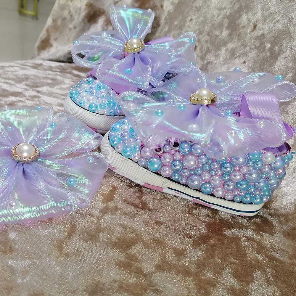 First Walkers Handgefertigte Stirnbänder mit Schleife und Perlen-Jeet-Mädchenschuhen. Haarband First Walker Sparkle Christmas Mermaid Crystal Princess Shower-Schuhe 240315