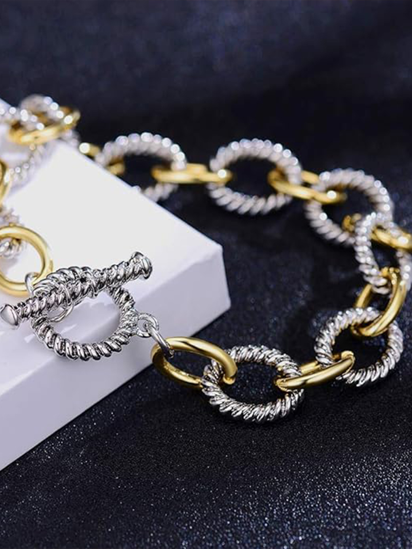 Dy Twisted Bracelet Классический роскошные браслеты дизайнер женщин для женщин модные украшения золото серебряная жемчуга кросс -хип горячие ювелирные украшения свадебный подарок оптом