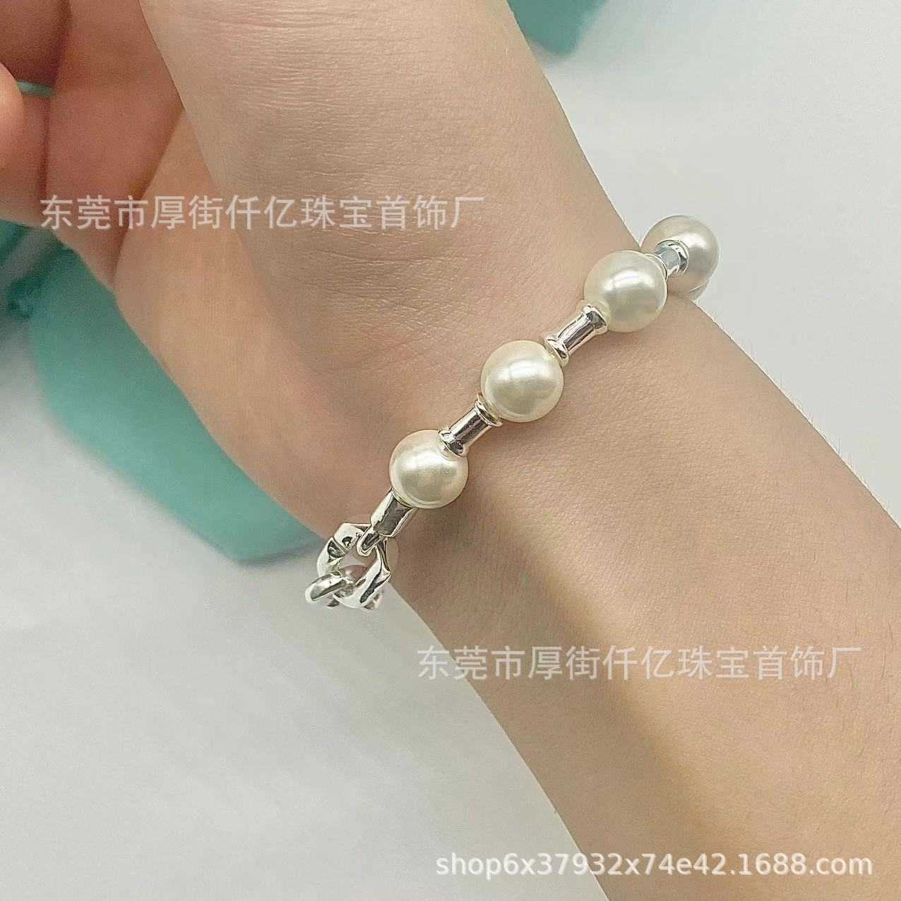 Original varumärke TFF S925 Sterling Silver Pearl Armband Hard Wear Fashion Simple Womens