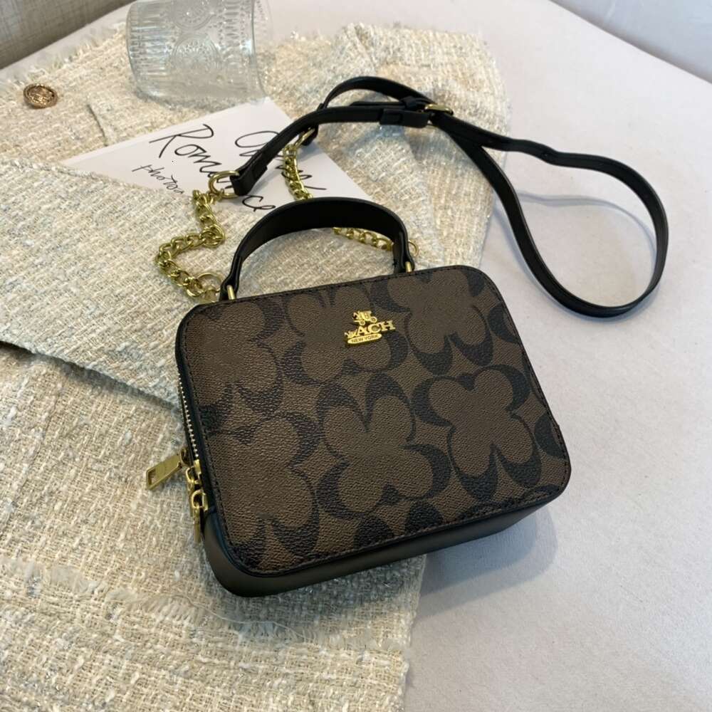 Europa e Stati Uniti Borsa a tracolla esplosiva di lusso leggera Borsa organo alla moda Borsa a tracolla monospalla da donna versatile in stile nuovo autunno/inverno